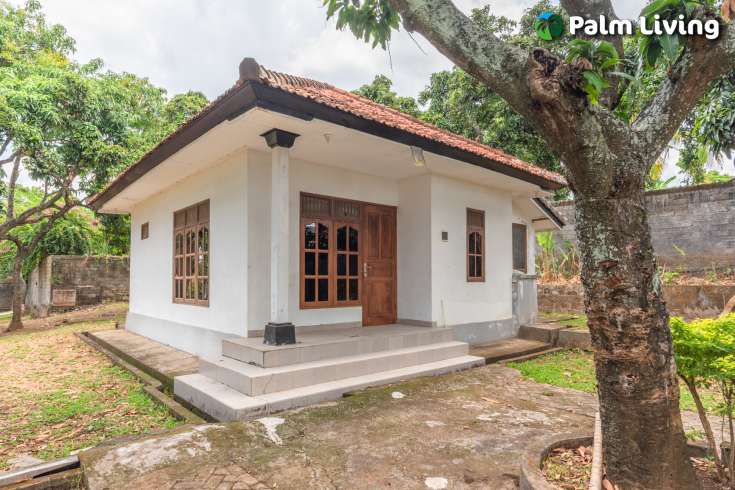 Spacious Hillside Villa in Kayuputih