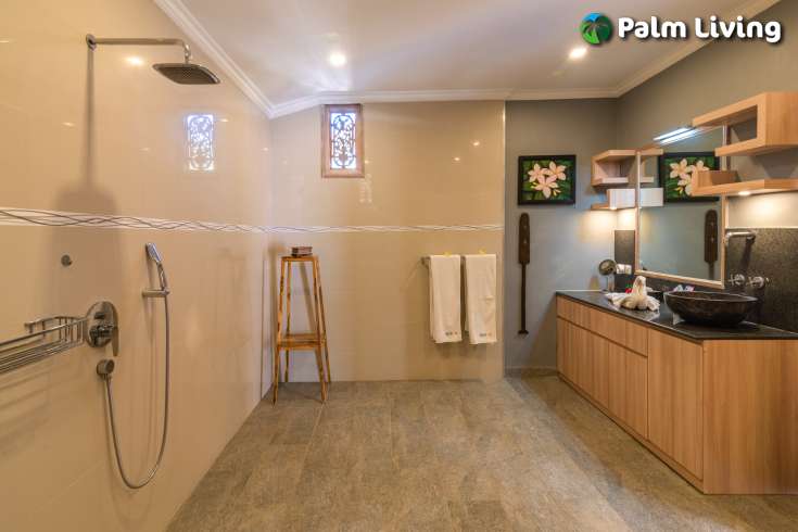 Beachfront villa with two joglo for sale
