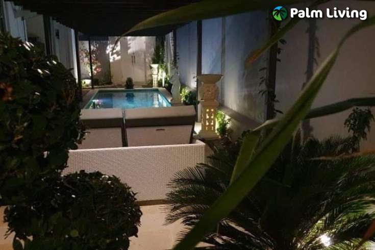 Modern Villa Close to Central Lovina