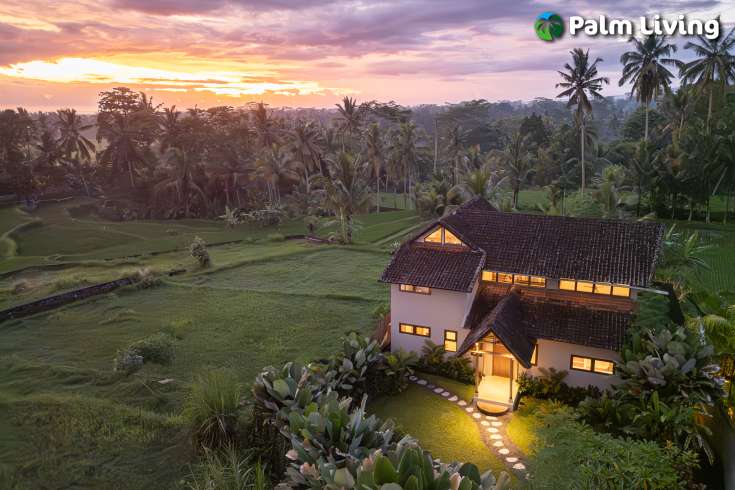 Bright Villa Surrounded by Nature for Sale
