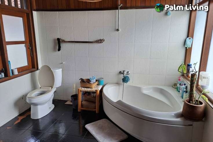 For Sale 13-Bedroom Villa in Kerobokan