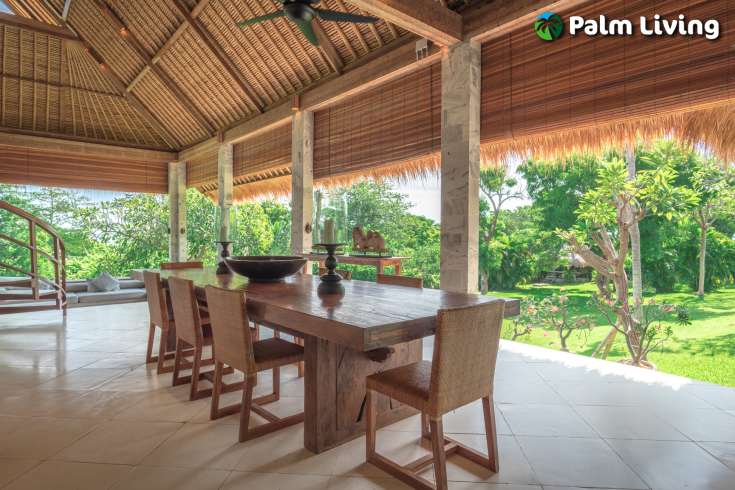 A Dream Villa with Beautiful Garden