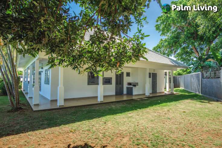 Villa for Sale with Stunning Views