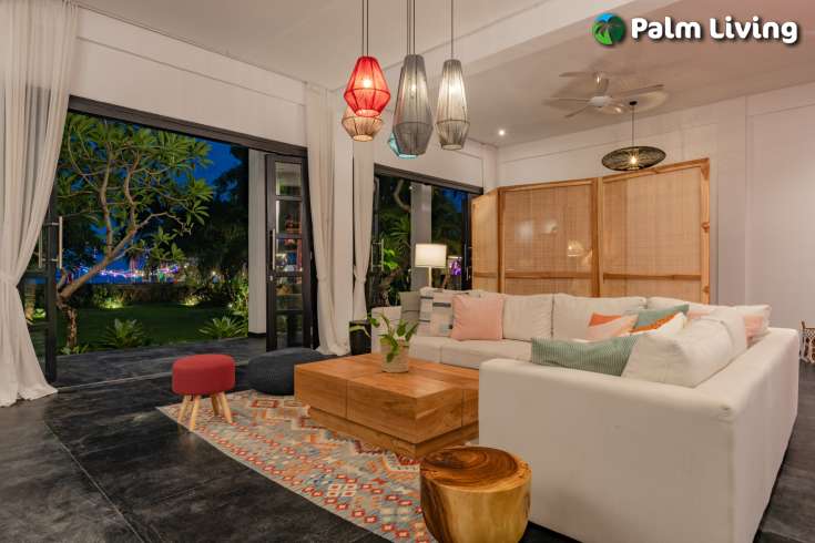 Absolute Beachfront Villa - Center Lovina