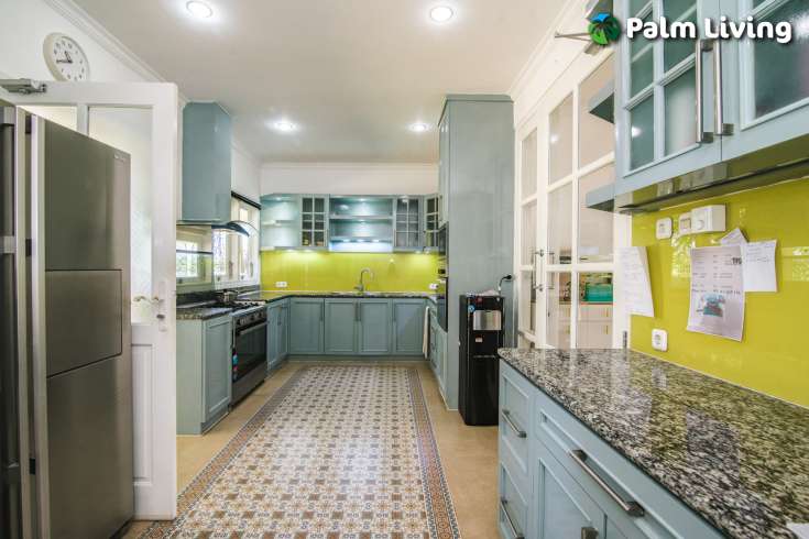 Villa for Sale with Stunning Views