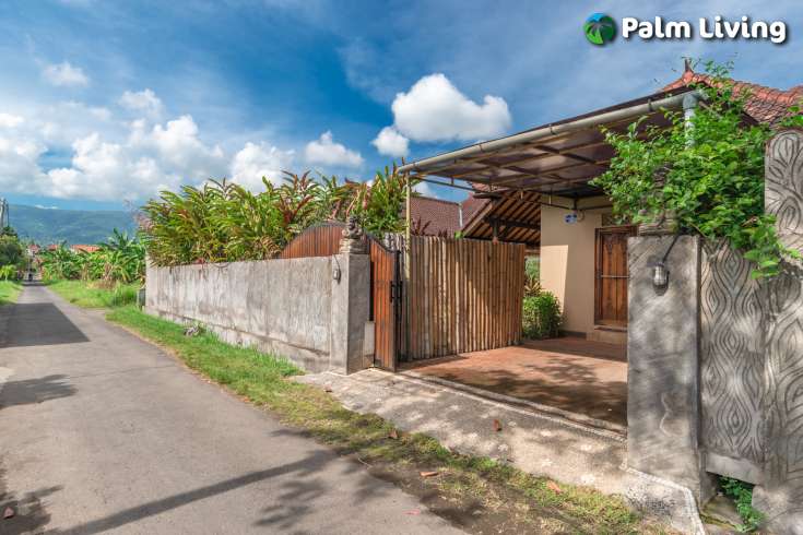 Stunning Villa for sale in Lovina
