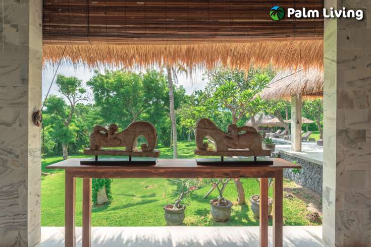 A Dream Villa with Beautiful Garden