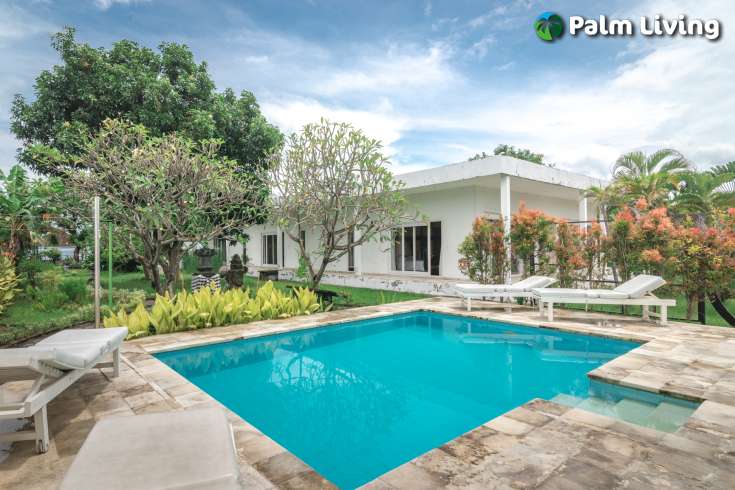 Rare Expansive Beachfront Villa