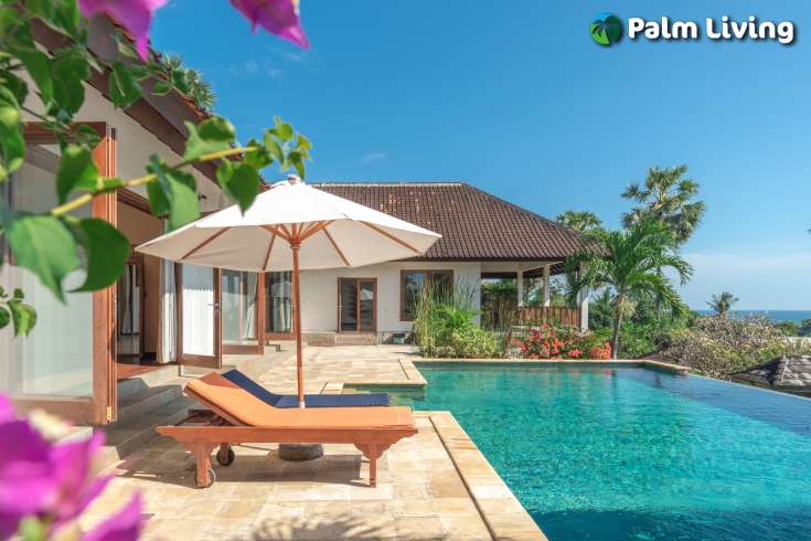 Serene Villa overlooking to the Ocean