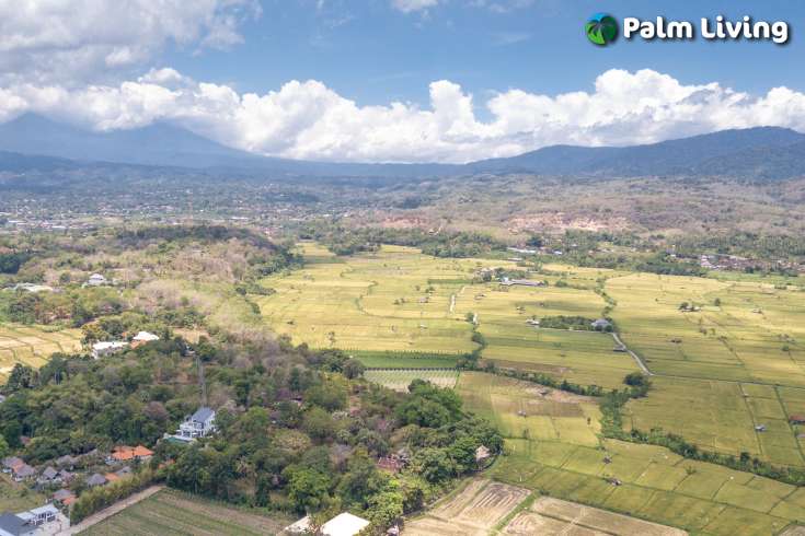Land with great views in Umeanyar for Sale