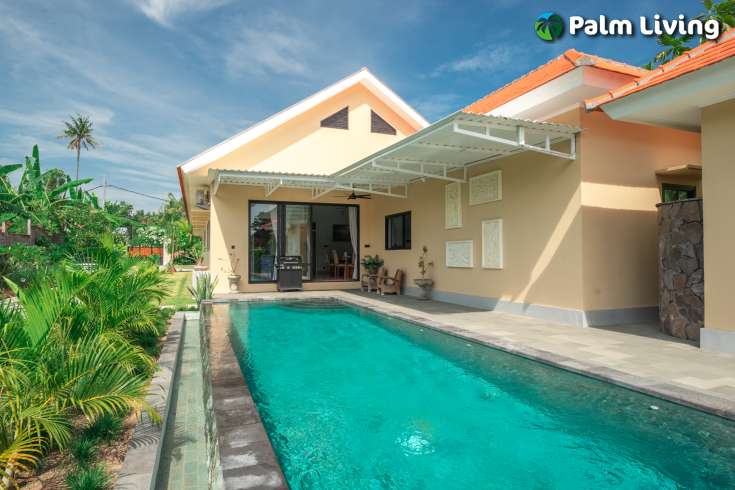 Spacious Beautiful Garden Villa for Sale