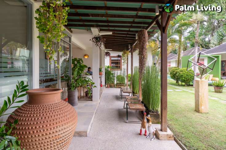 Central Ubud Restaurant - Villas for Sale