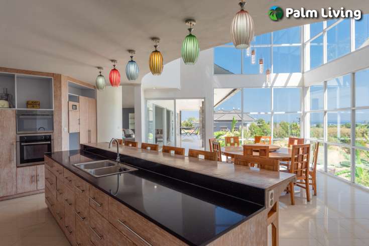Large Contemporary Villa Ocean View