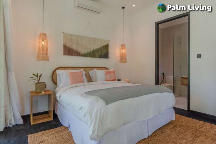 Absolute Beachfront Villa - Center Lovina