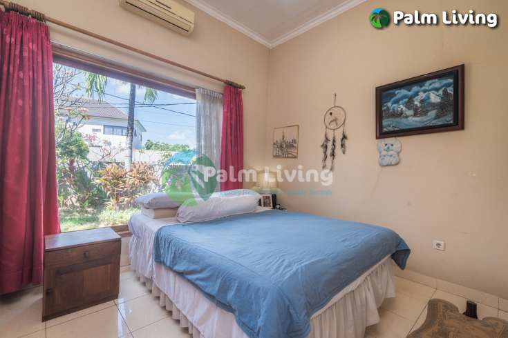 Rare Beachfront Villa in Dencarik