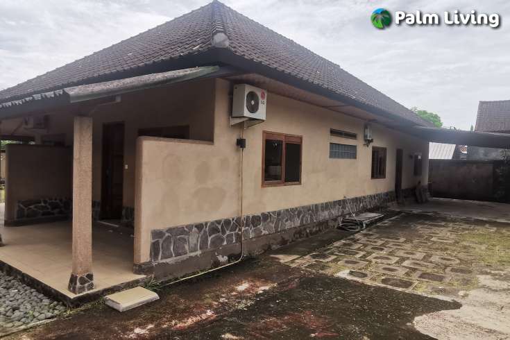 House & Restaurant For Sale