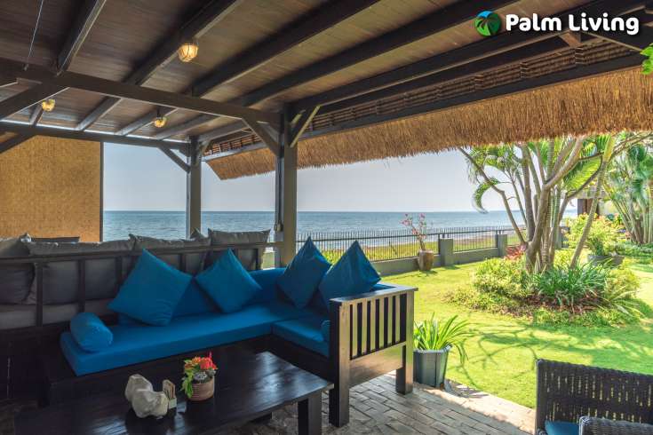 Beachfront villa with two joglo for sale