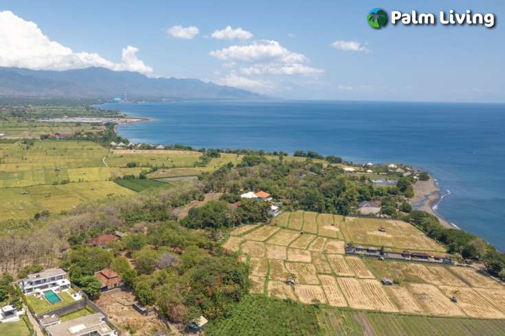 7700m2 plot in tranquil Umeanyar