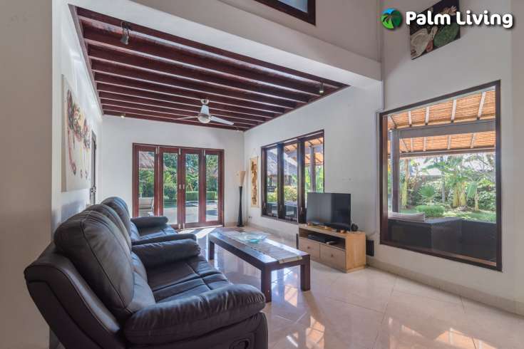 Serene Four Bedroom Villa with Ocean Views