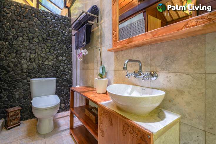 Modern Villa for sale Central Lovina
