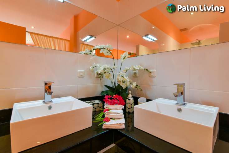 Beachfront Villa  In Pemaron For Sale