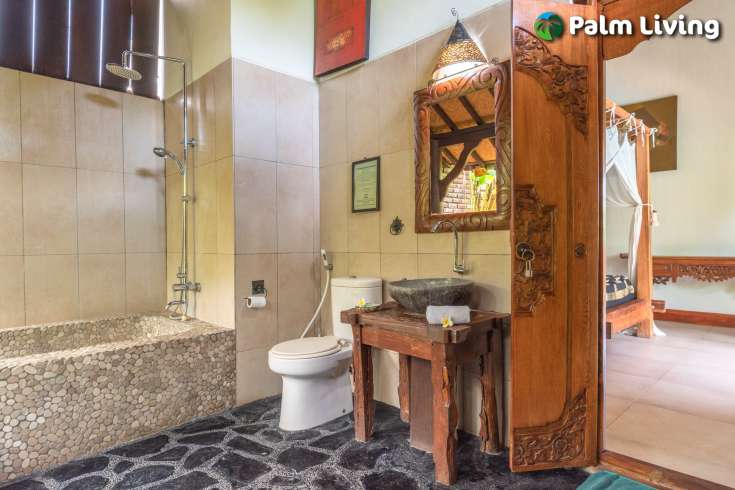 Stunning Villa for sale in Lovina