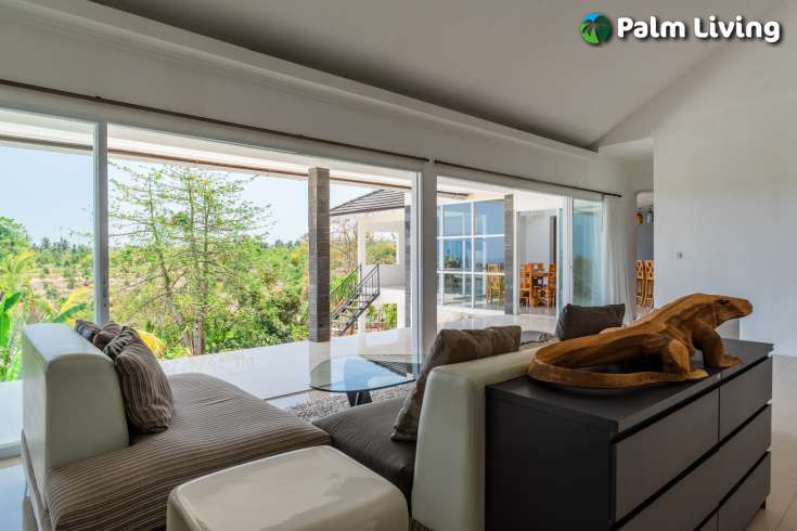 Large Contemporary Villa Ocean View