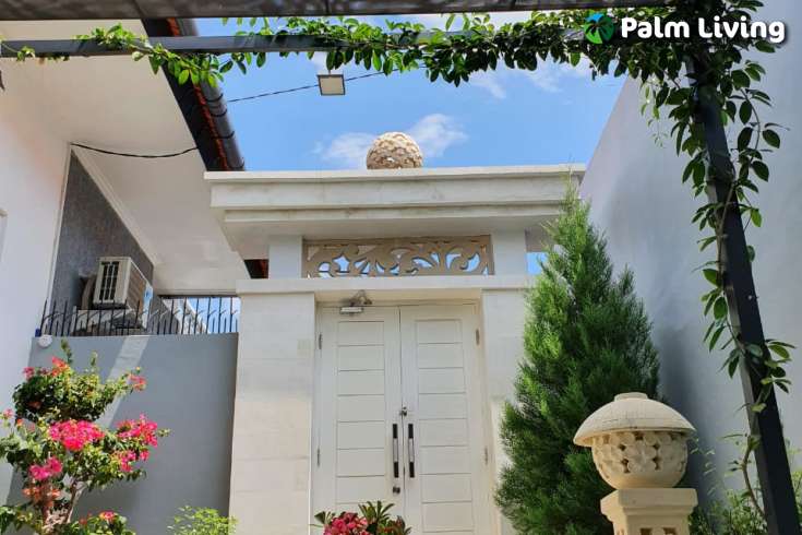 Modern Villa Close to Central Lovina