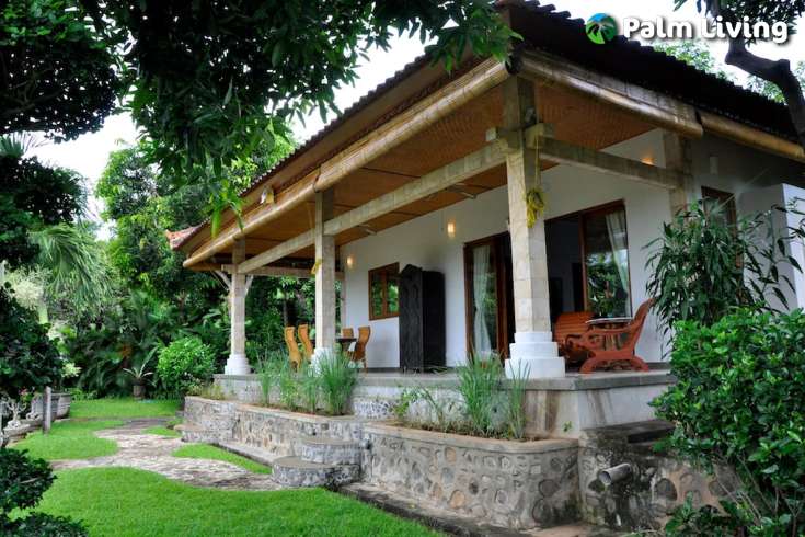 Spacious Hillside Villa in Kayuputih