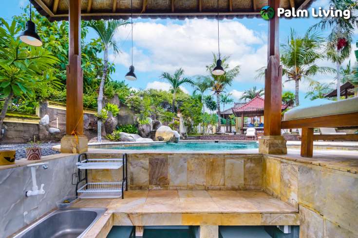 Villa Furnished for Sale in Central Lovina