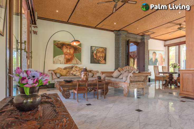 Spacious Hillside Villa in Kayuputih