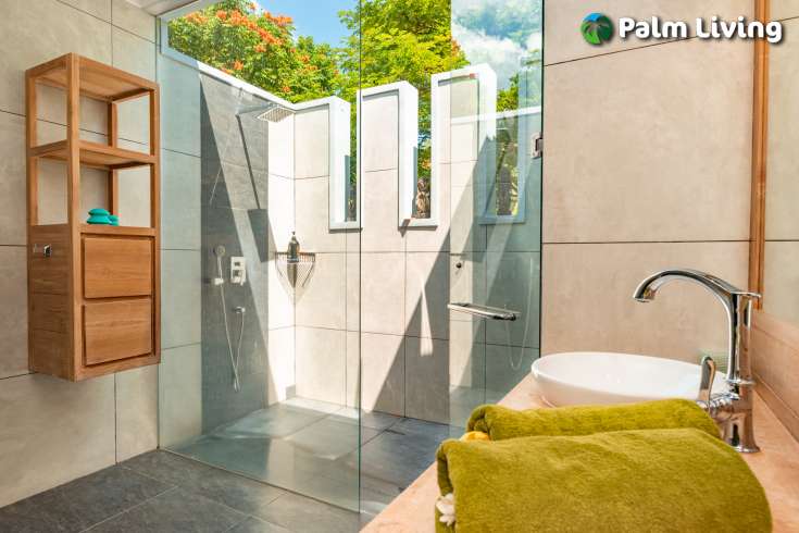 Luxury Villa Built on Large Land Plot