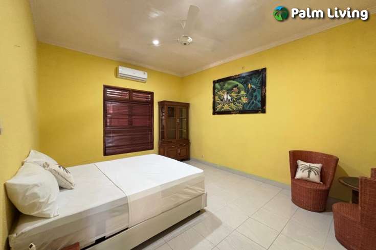Minimalist House for Sale in Central Lovina