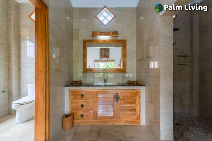 Modern Villa for sale Central Lovina