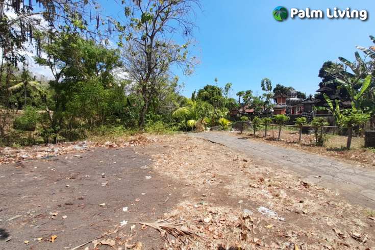 Unique land plot close to central Lovina