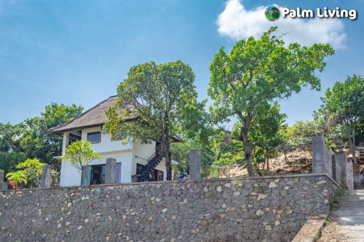 Hillside Land with stunning view near Lovina