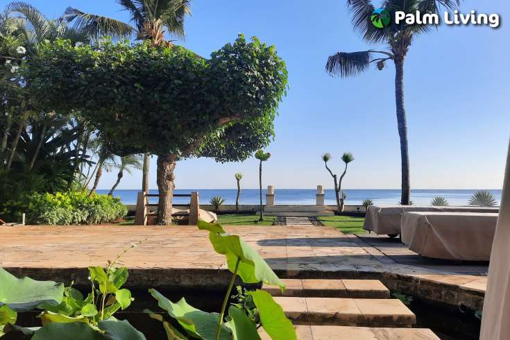 Beachfront Tropical Garden Villa