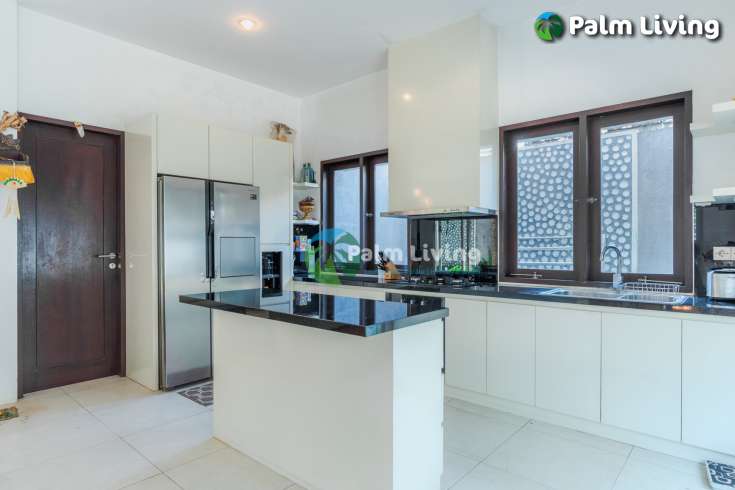 Minimalist House in Singaraja for Sale