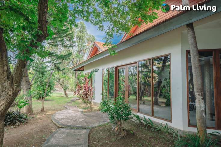 Spacious Garden Villa for Sale