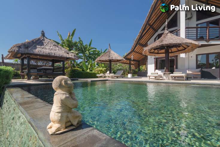 Serene Four Bedroom Villa with Ocean Views