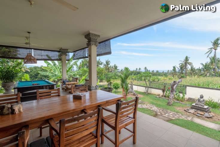 Villa With Balinese Design For Sale