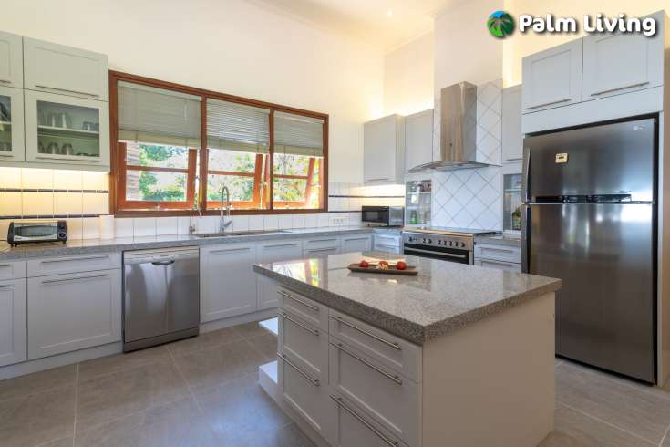 Luxury Villa For Sale in Kayuputih Lovina