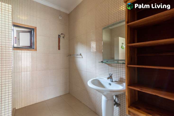 Villa With Balinese Design For Sale
