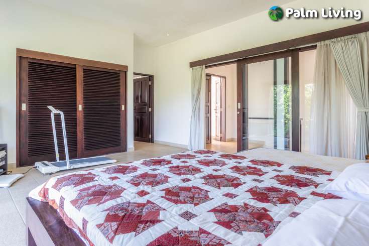 Private Villa with Tropical Garden for Sale