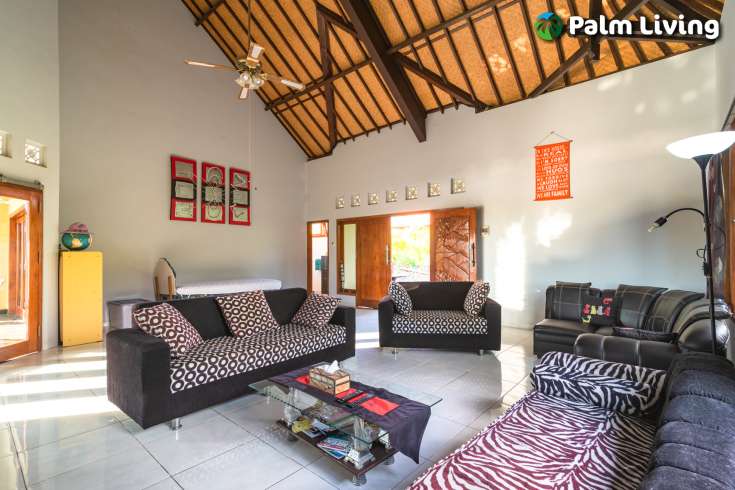 Balinese Hillside Villa in Nature for Sale