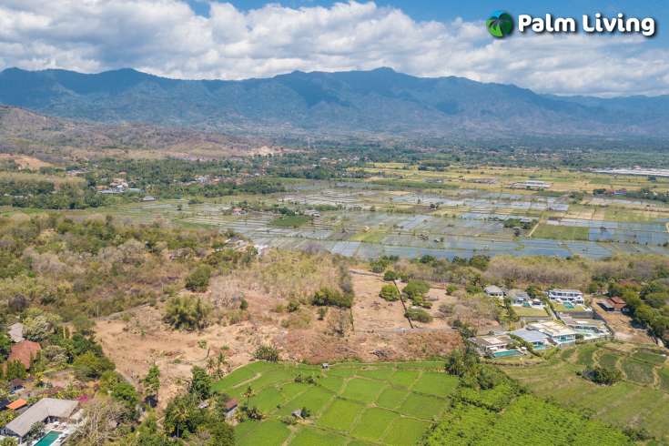 Land with Panoramic Views in Umeanyar