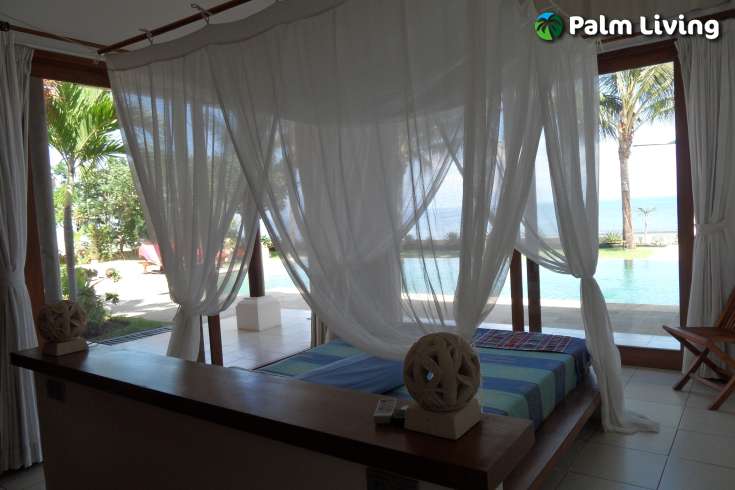 Beachfront Tropical Garden Villa