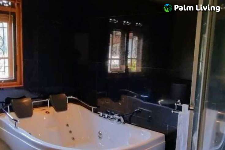 Spacious Garden Villa in Kediri for Sale
