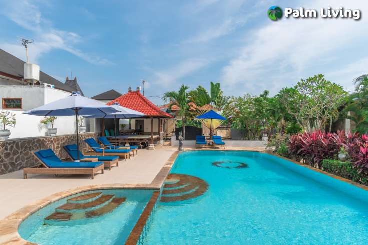 Serene Lovina Villa with Bungalow