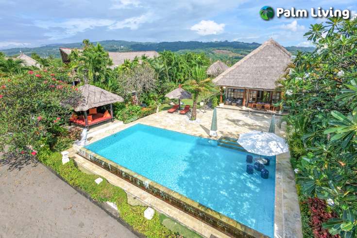Villa on the Beach with Guest House